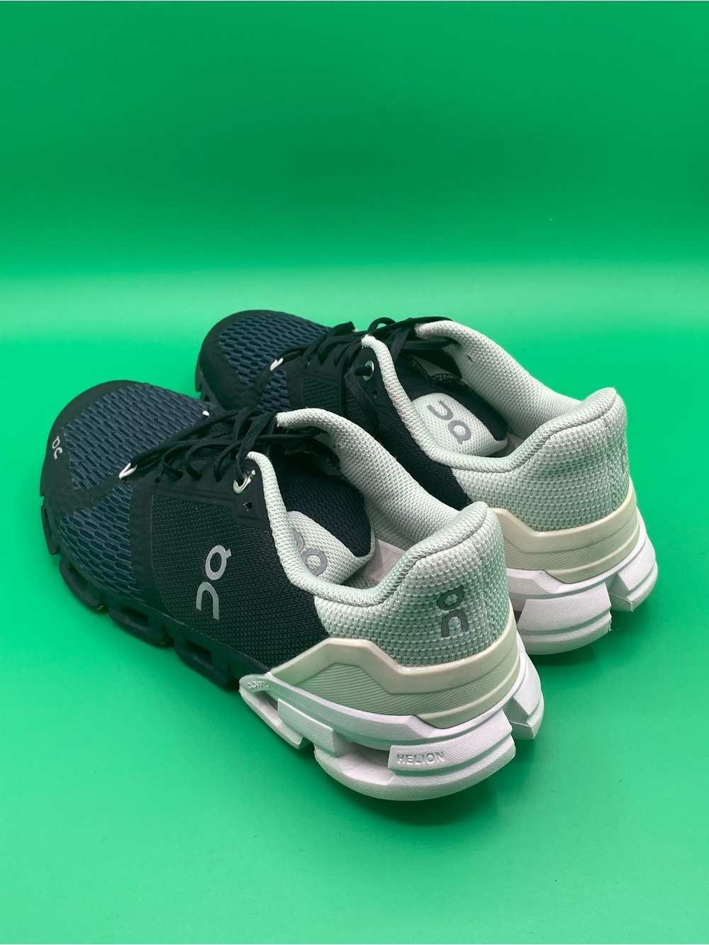 On Running Cloudflyer Black White Navy - Picture 3 of 4